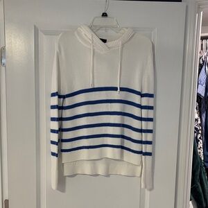 Lulu's White and Blue Striped Sweater